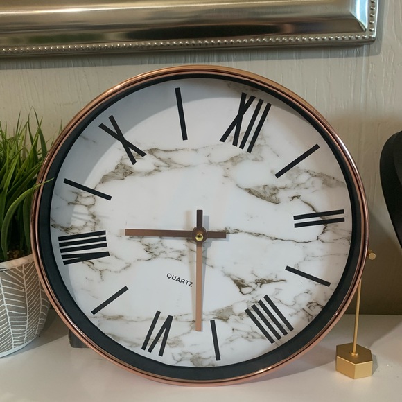 Harris & Co. Clockmasters Metal Wall Clock (12 inch, White) - Picture 1 of 1